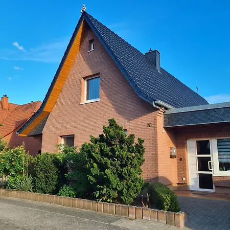 Geraeumiges Wohnerlebnis - Komfortabel Und Ruhig Apartament