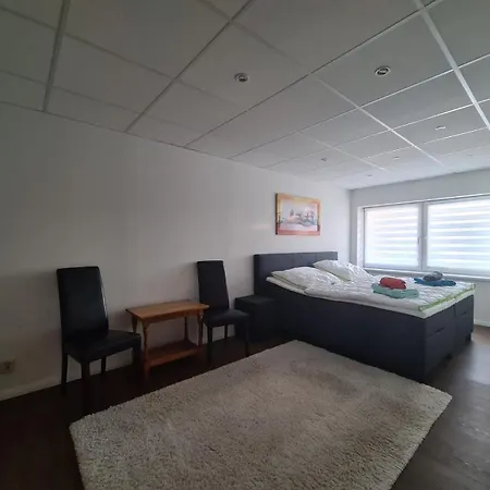 Apartment Geraeumiges Wohnerlebnis - Komfortabel Und Ruhig *
